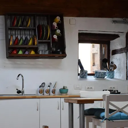 Nachhaltig Betriebenes In Einem Typisch Kanarischen Dorf * Icod De Los Vinos